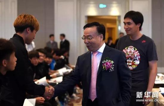不是缺钱了，也不是为要地，万达撤资一方俱乐部，其实另有隐情……