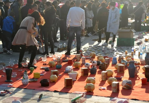 网友实地考察：在玉溪，摆地摊最赚钱的是这个