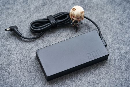 华硕天选2酷睿版游戏本评测：依然由RTX 30系GPU提供卓越游戏性能