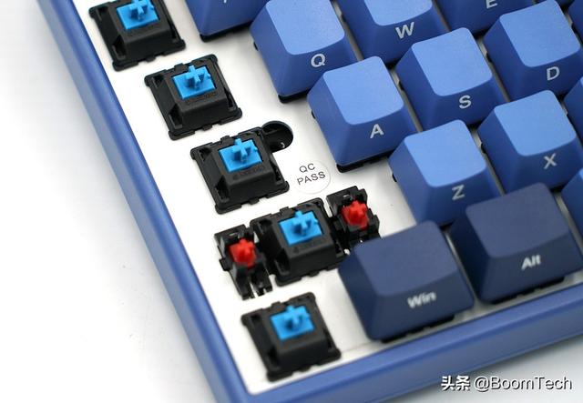 桌面上的海岸线 AKKO 3084SP海洋之星机械键盘开箱体验