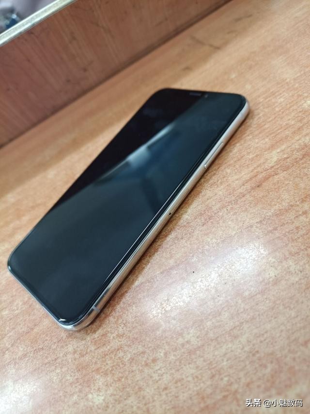 iPhone X深度评测，四年前的iPhone机型表现如何？