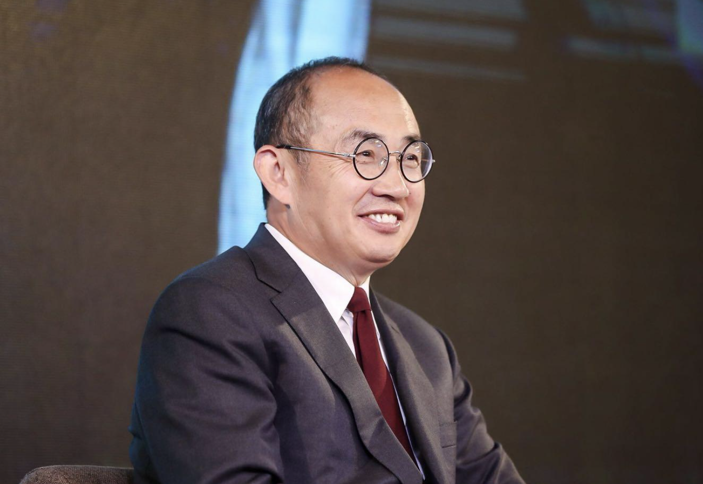 280亿交易“折戟”！SOHO中国出售未果，潘石屹不“跑”了