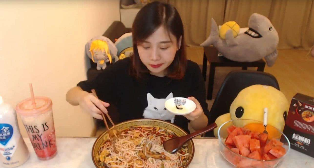 中国美食全球化，出海先锋为什么是靠臭出圈的螺蛳粉？
