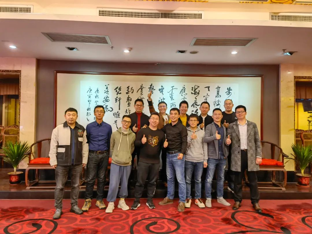 东哥饭局第33期干货：为什么淘宝/电商做不了品牌？