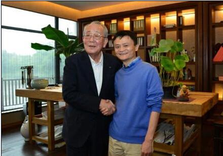 创办2家世界500强公司，首相请他出山,他只用424天让日航起死回生
