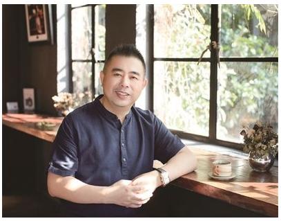 靠3万元起家，一把火把他“烧成”温州鞋王，如今靠疫苗赚了134亿