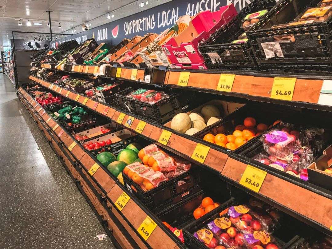 Costco“逆生长”：未来的“新故事”还是零售业的“回光返照”