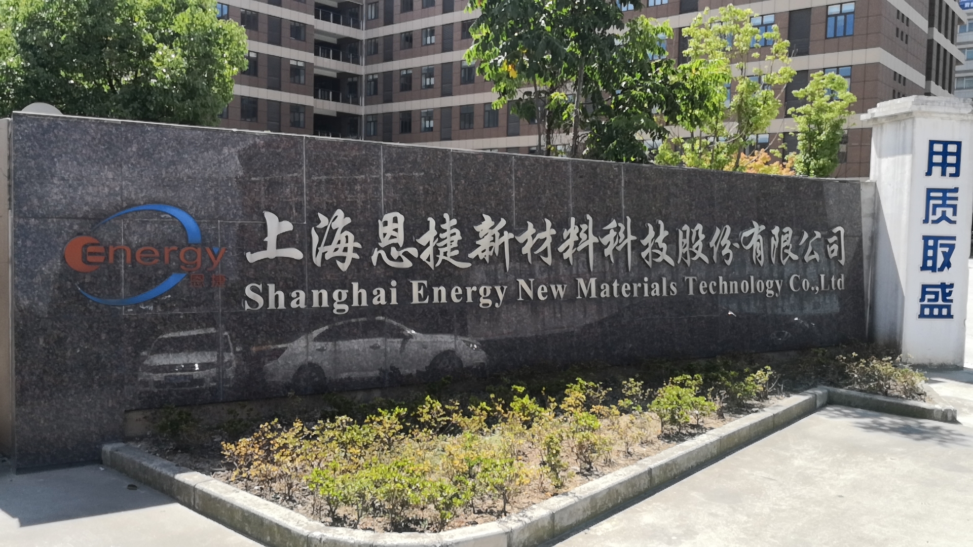 云南首个千亿富豪出现：只可惜其一家六口人中，就有5个是美国籍