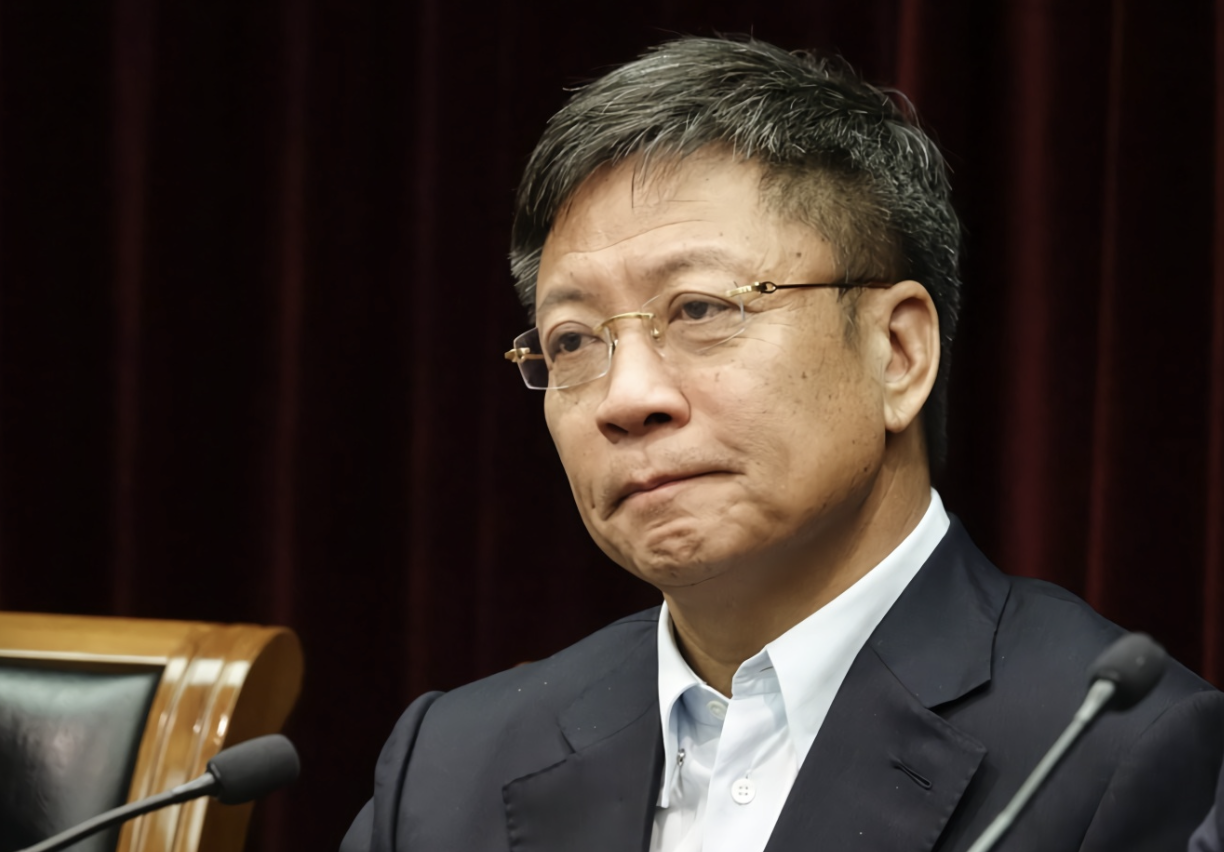抛售贝壳，无偿借给公司28.6亿，孙宏斌的融创要“过冬”了？
