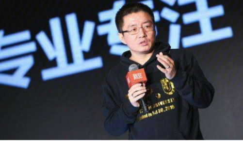 最穷时只有200元，如今身家183亿，他的人生逆袭过程不一般