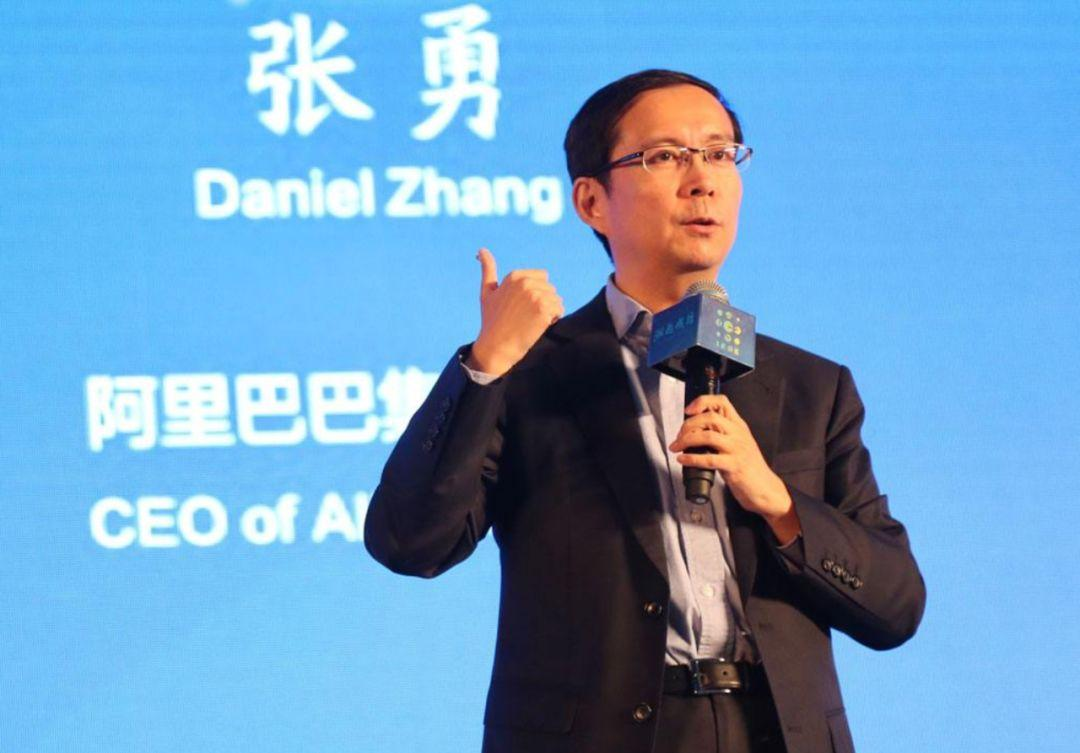 国产手机最强技术超越！霸榜全球前五，干成索尼三星没做成的事