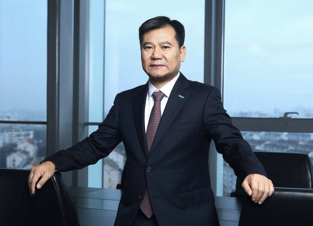 张近东是如何一步步弄丢苏宁控制权的？