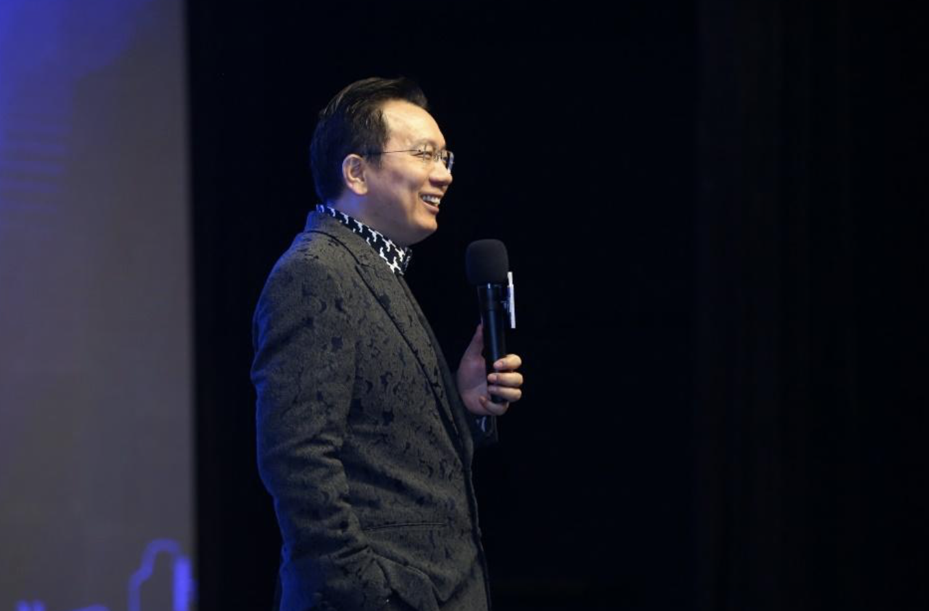 美凯龙“渡劫”，200亿出售地产项目，车建新要“壮士断腕”？