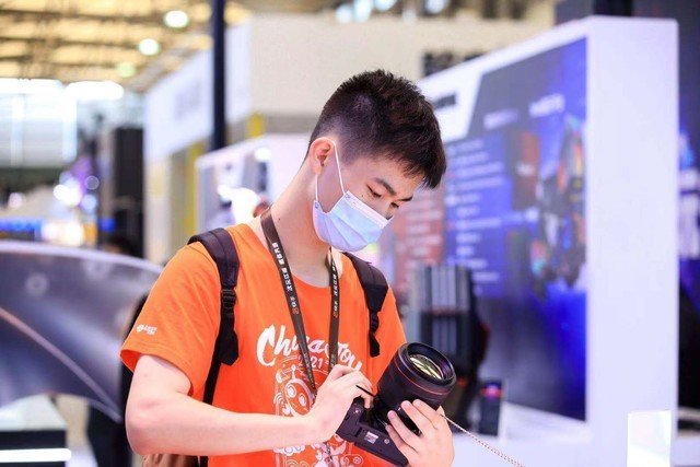 引爆观众热情 ChinaJoy佳能展台首日盛况纪实