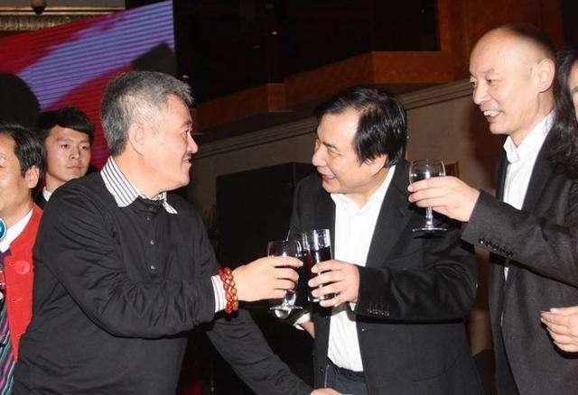 中国三大隐形富豪：一个投资地产“半壁江山”，一个财富无法估量