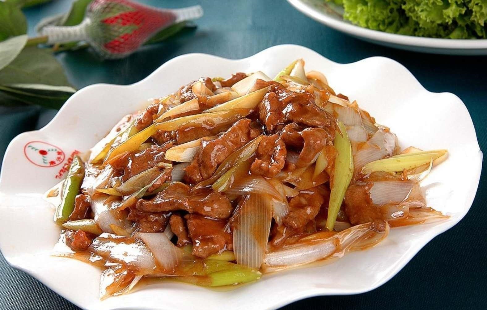 这家面馆免费吃一年烩面，老板不亏反赚，一年赚一百多万