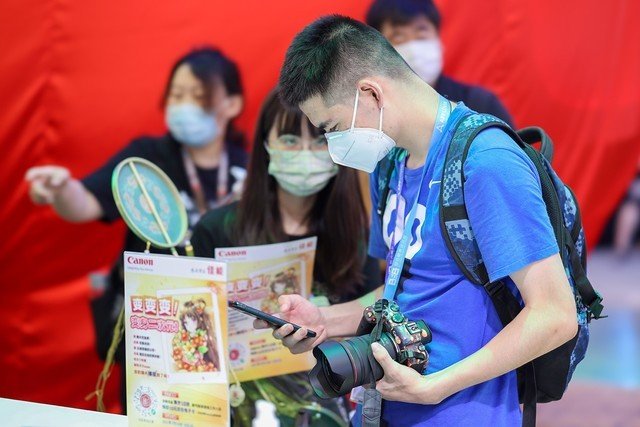 引爆观众热情 ChinaJoy佳能展台首日盛况纪实