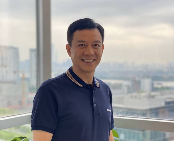 又一神秘富豪出现：掌舵人工智能技术领先企业，只可惜已是美国籍