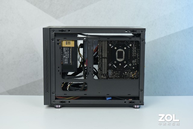 先马趣造I’m机箱评测：M-ATX+竖装显卡