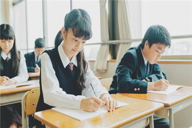 初中学历适合考什么证？初中学历如何提升自己？