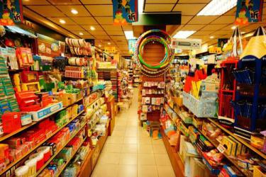 文具店一年能挣十万吗？开文具店好吗？