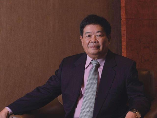 曹德旺：中国有13亿人，只有2亿人有消费能力！人们拿什么去买房