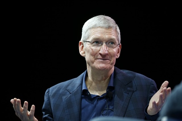 消费者且慢抢购iPhone13，首批产品存在缺陷