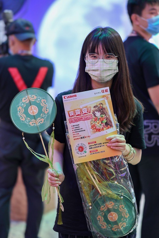 引爆观众热情 ChinaJoy佳能展台首日盛况纪实