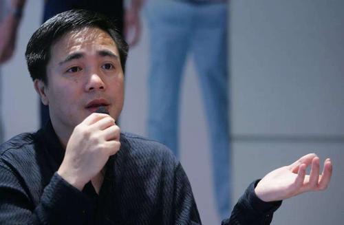曾经的国产男装之王，如今却遭男人“嫌弃”，负债累累关店上千家