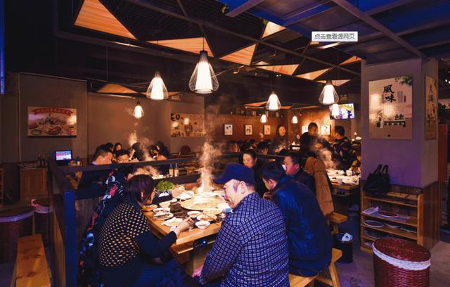 火锅店一开业就爆火，日收入超2万，成为当地餐饮业的一匹黑马
