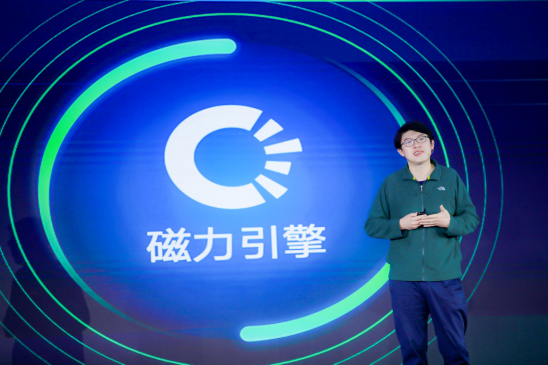快手生态开放大会发布“聚力计划”千亿流量5亿现金扶持经营伙伴