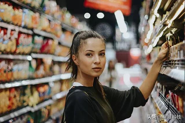 在头条推广广告是怎么赚钱的？一个月大概多少钱？