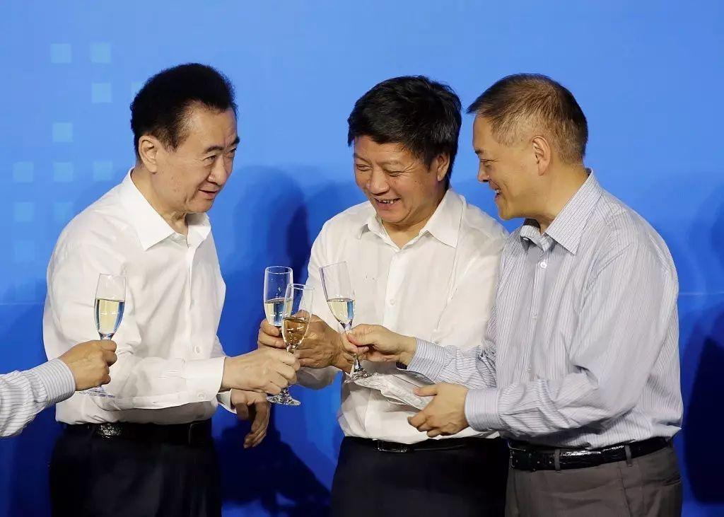 山西最知名的富豪：靠做“接盘侠”，大赚了859亿身价