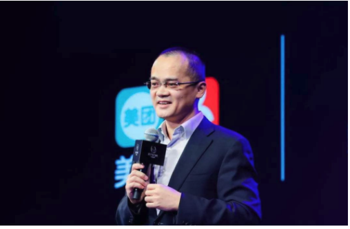 最穷时只有200元，如今身家183亿，他的人生逆袭过程不一般