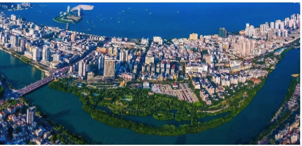 公司市值700亿，她被称为“玻尿酸女王”，占领全球36%市场