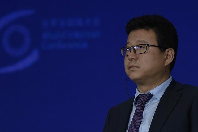 32岁成为中国首富，49岁拥有2000亿，他说金钱给我的幸福感不到5%